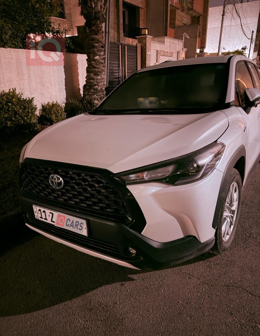 تۆیۆتا کۆرۆلا کرۆس